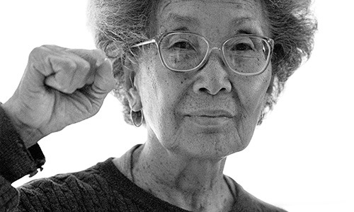 Kochiyama is well known for her liberation support work for political prisoners and reparation advocacy for Japanese Americans who were in internment camps.